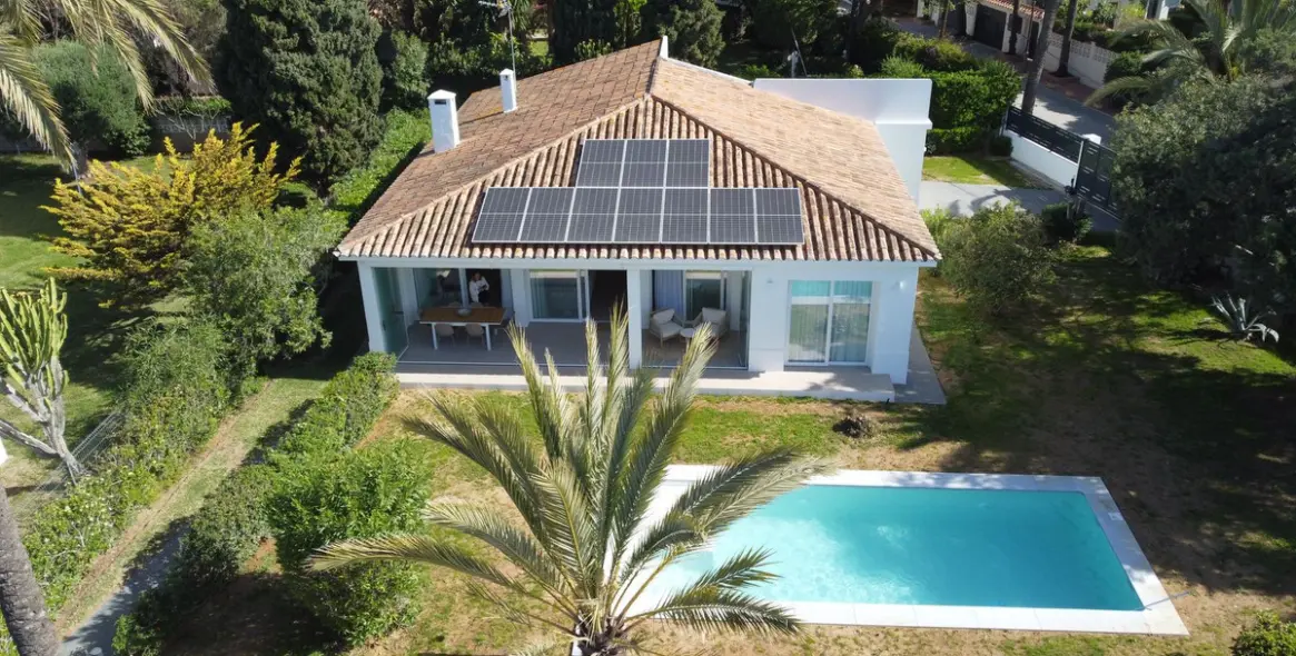 Alquiler a largo plazo de villa independiente en Marbesa 2