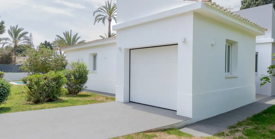 Alquiler a largo plazo de villa independiente en Marbesa 5