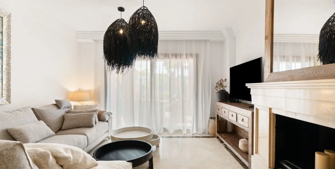 Short-term rent of ground floor apartment in Puerto Banús 3