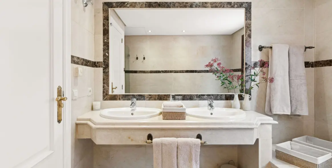 Short-term rent of ground floor apartment in Puerto Banús 13