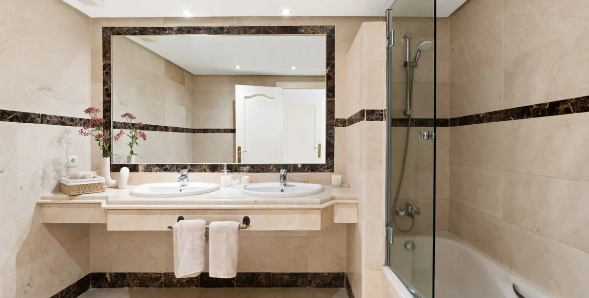 Short-term rent of ground floor apartment in Puerto Banús 21