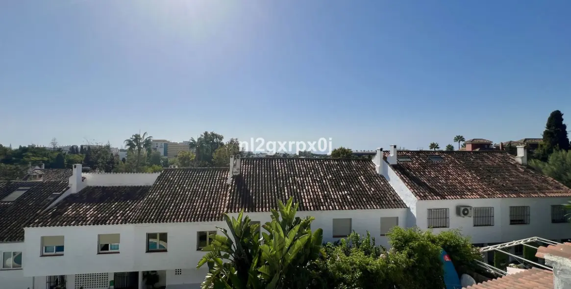 Short-term rent of townhouse in Marbella 20