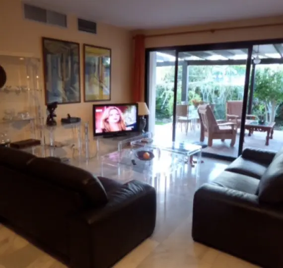 Short-term rent of ground floor apartment in Puerto Banús