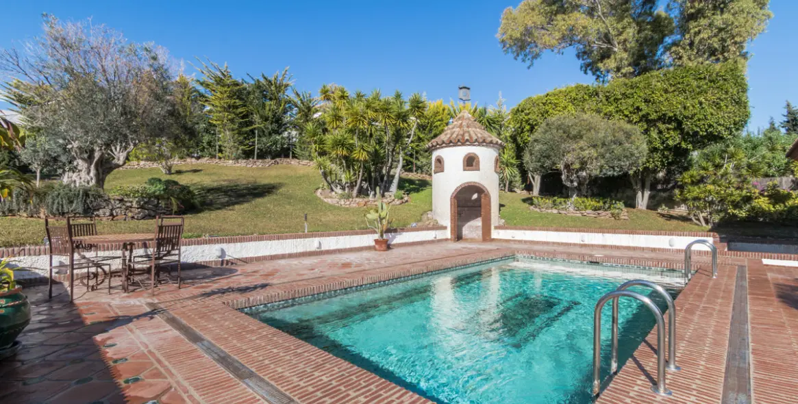 Краткосрочная аренда  отдельно стоящей виллы в El Rosario 83