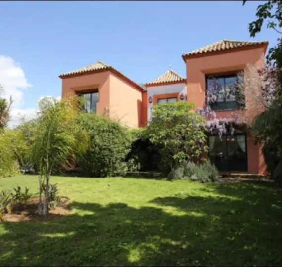 Short-term rent of detached villa in San Pedro de Alcántara