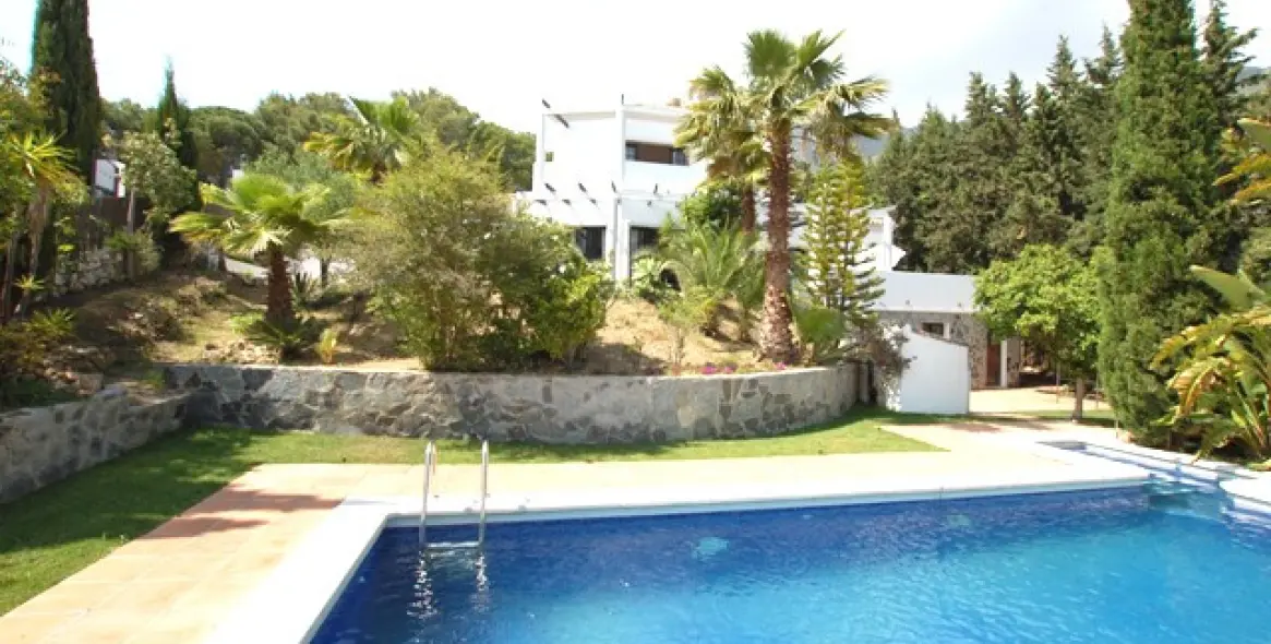 Краткосрочная аренда  отдельно стоящей виллы в Valtocado 1