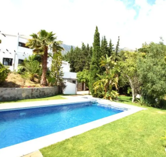 Краткосрочная аренда  отдельно стоящей виллы в Valtocado