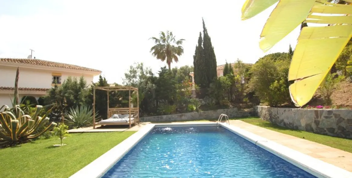 Short-term rent of detached villa in Valtocado 35