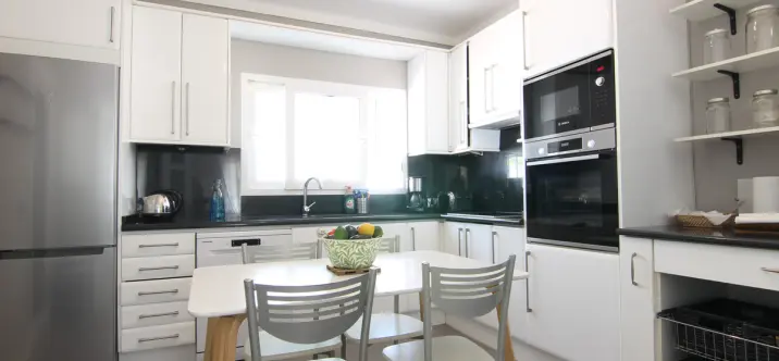Short-term rent of detached villa in Estepona 3