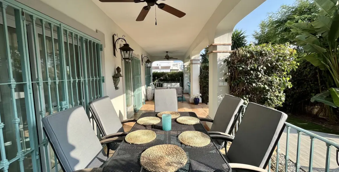 Short-term rent of detached villa in San Pedro de Alcántara 17