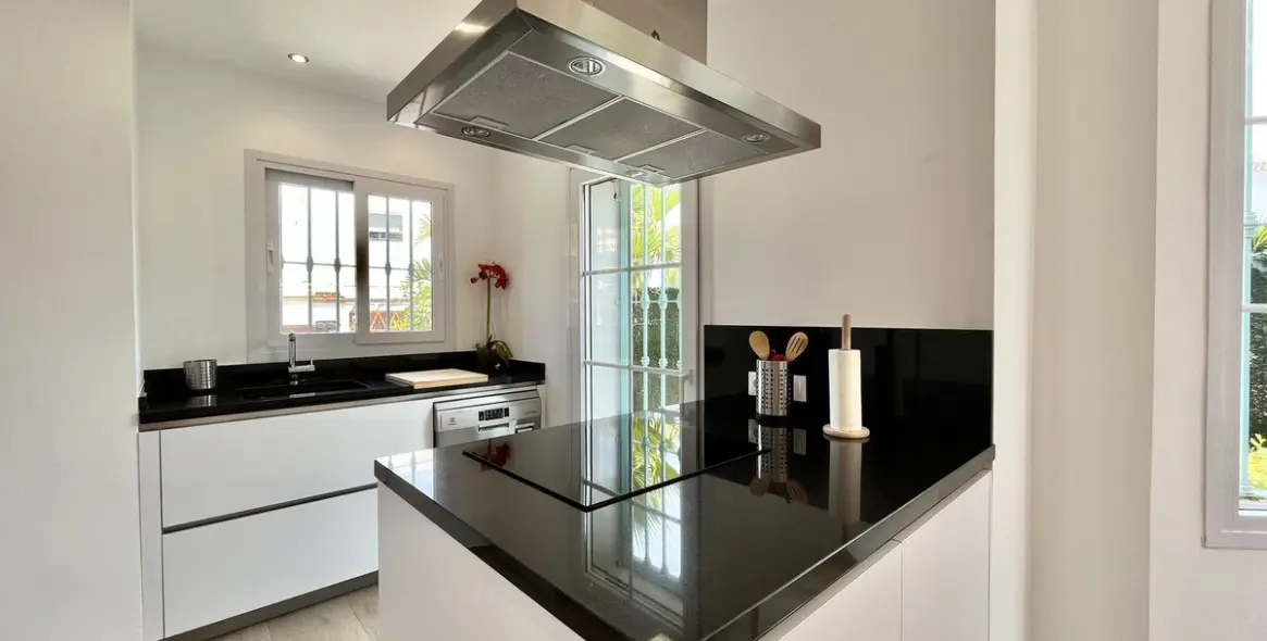 Short-term rent of detached villa in San Pedro de Alcántara 18