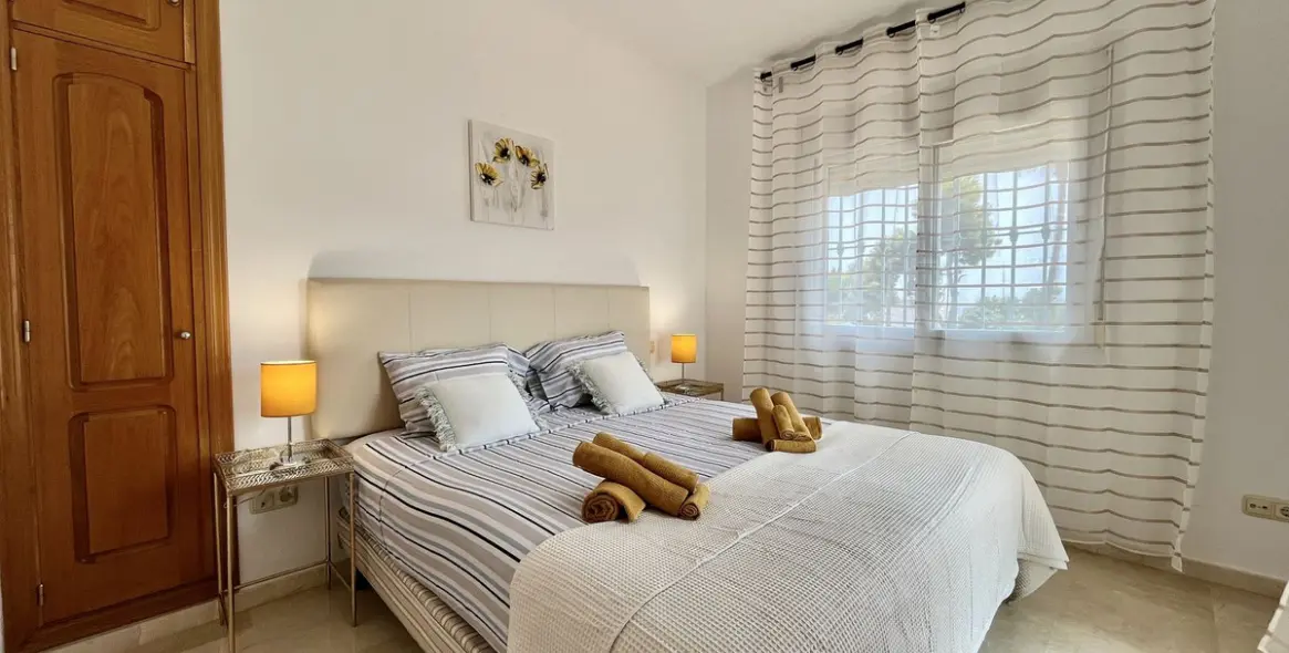 Краткосрочная аренда  отдельно стоящей виллы в San Pedro de Alcántara 26