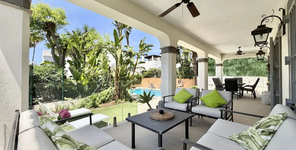 Short-term rent of detached villa in San Pedro de Alcántara 2