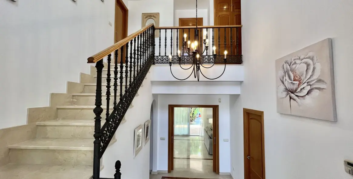 Short-term rent of detached villa in San Pedro de Alcántara 17
