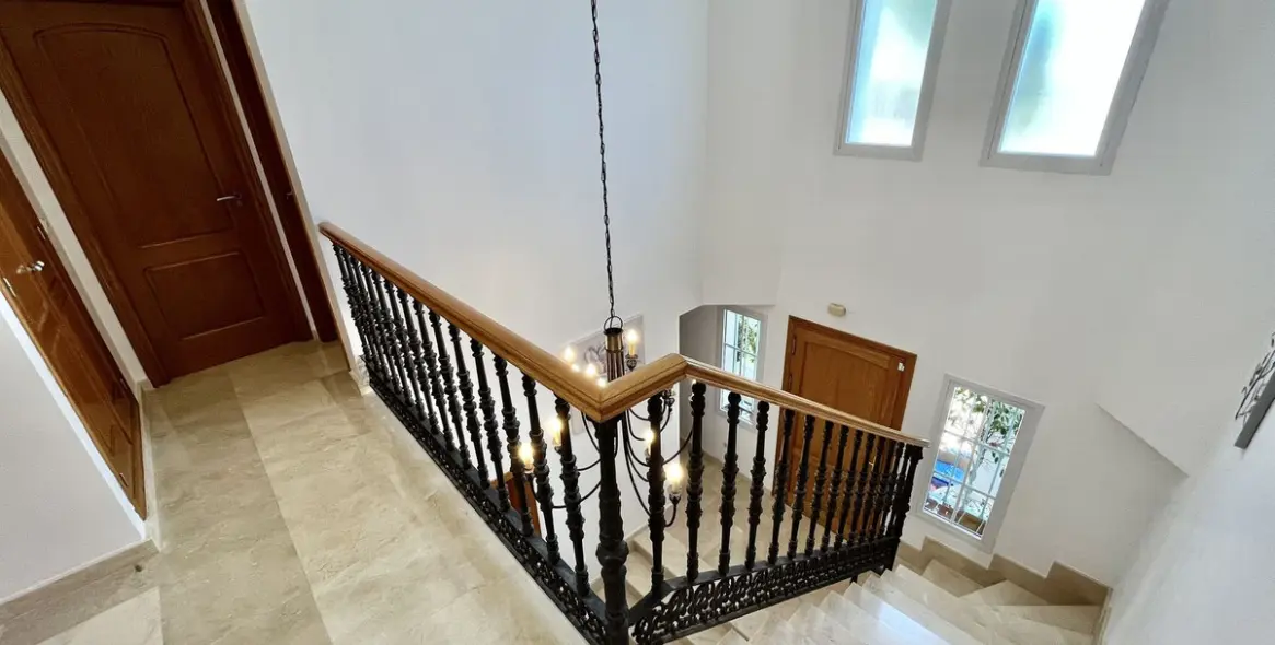 Short-term rent of detached villa in San Pedro de Alcántara 32