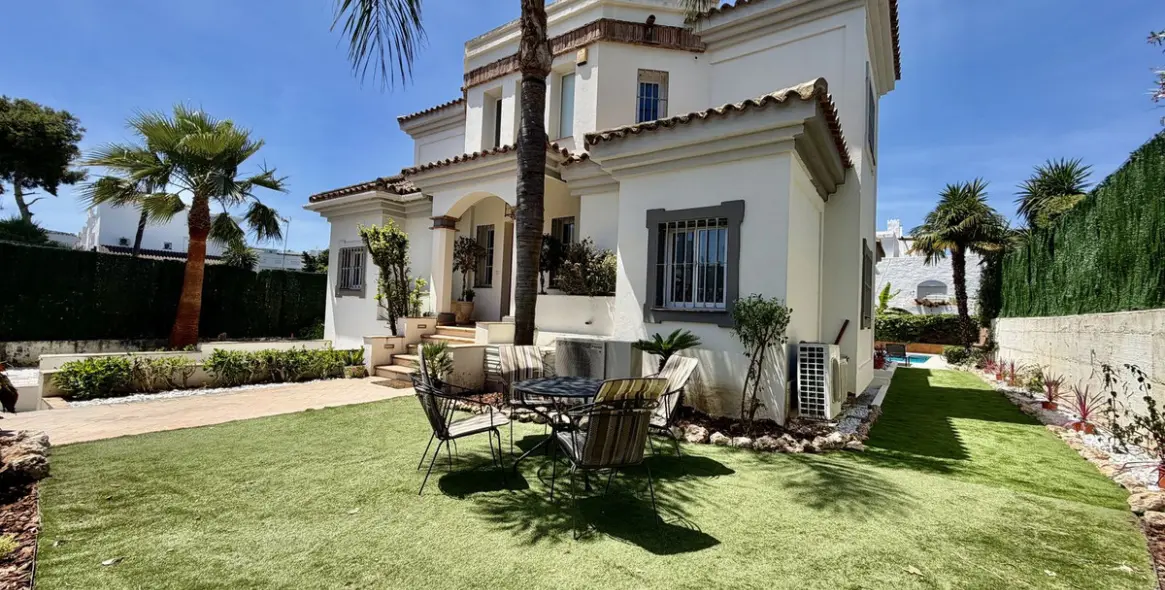 Short-term rent of detached villa in San Pedro de Alcántara 51