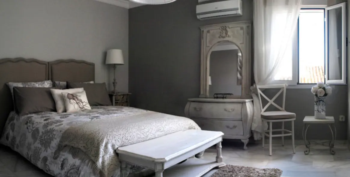 Short-term rent of middle floor apartment in Puerto Banús 3
