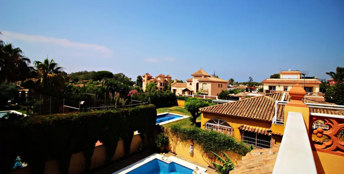 Краткосрочная аренда  отдельно стоящей виллы в San Pedro de Alcántara 5