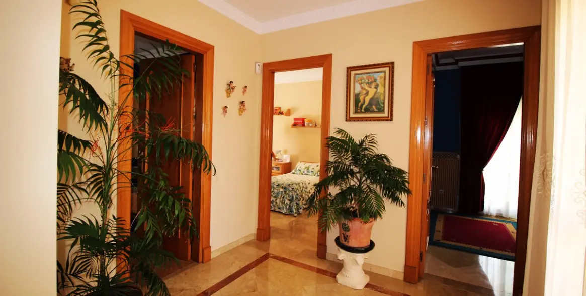 Краткосрочная аренда  отдельно стоящей виллы в San Pedro de Alcántara 9