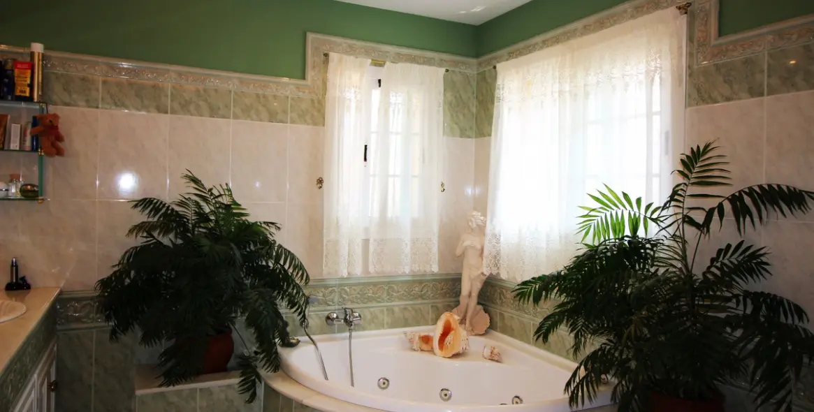 Краткосрочная аренда  отдельно стоящей виллы в San Pedro de Alcántara 11