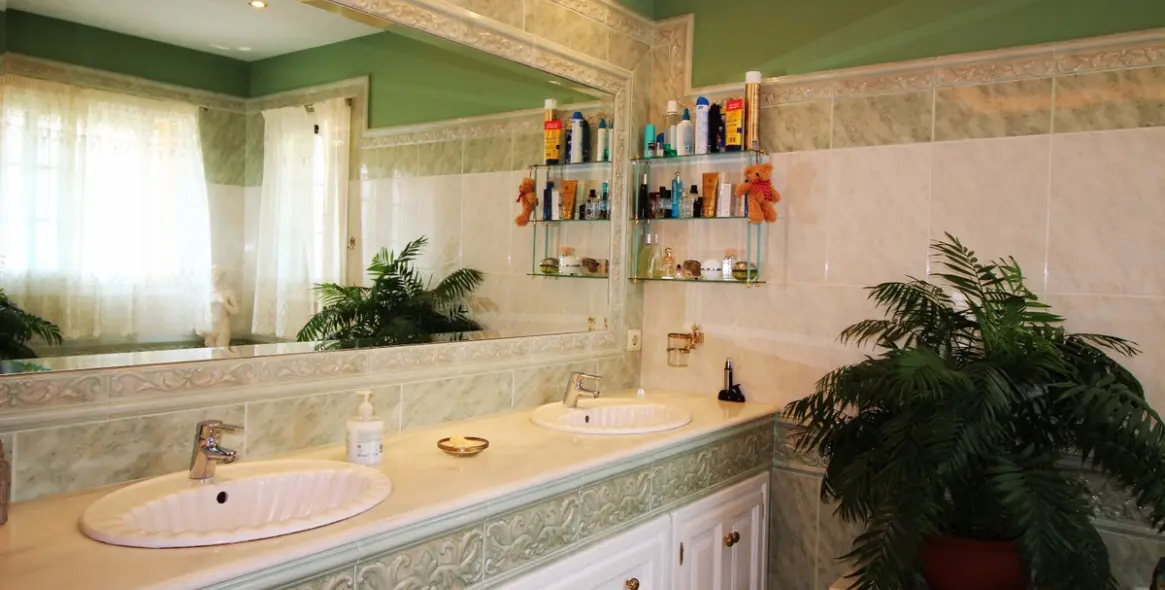 Краткосрочная аренда  отдельно стоящей виллы в San Pedro de Alcántara 12