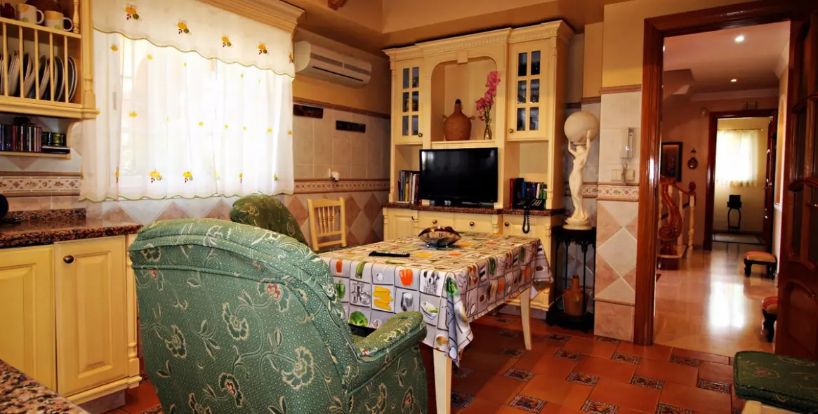 Краткосрочная аренда  отдельно стоящей виллы в San Pedro de Alcántara 18