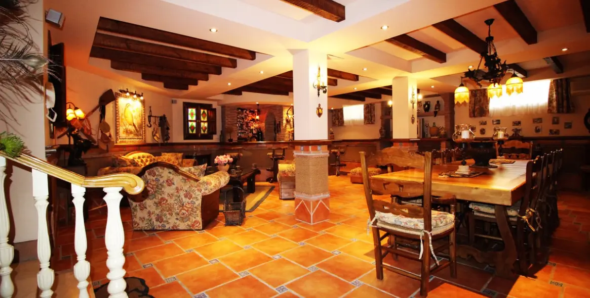 Краткосрочная аренда  отдельно стоящей виллы в San Pedro de Alcántara 25