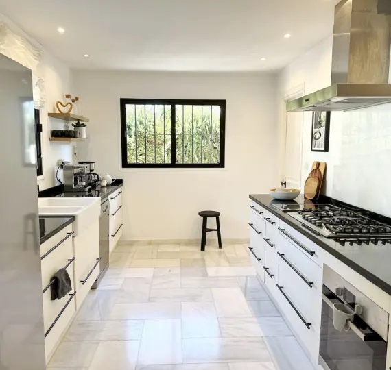 Long-term rent of detached villa in El Paraiso