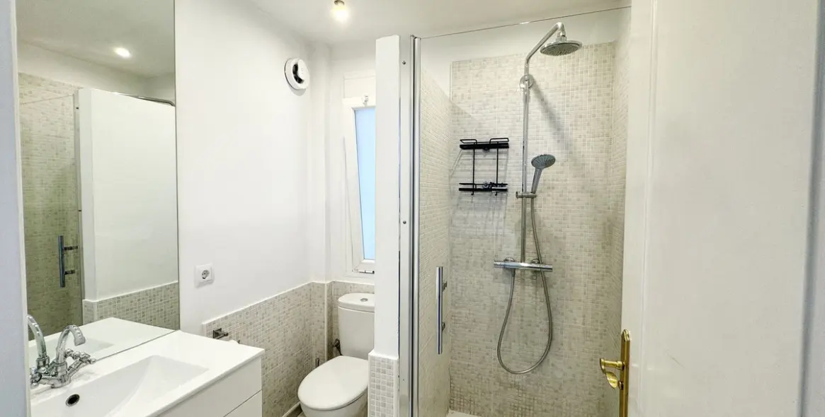 Долгосрочная аренда  отдельно стоящей виллы в El Paraiso 10