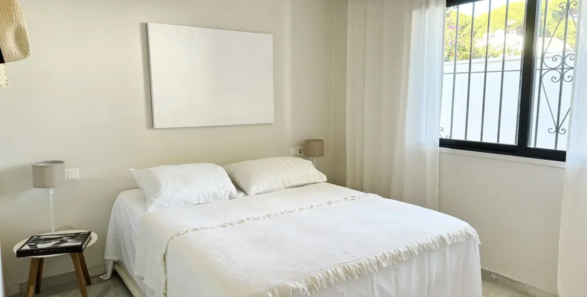 Долгосрочная аренда  отдельно стоящей виллы в El Paraiso 13