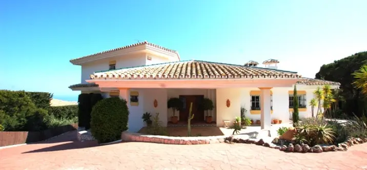 Краткосрочная аренда  отдельно стоящей виллы в Valtocado 1