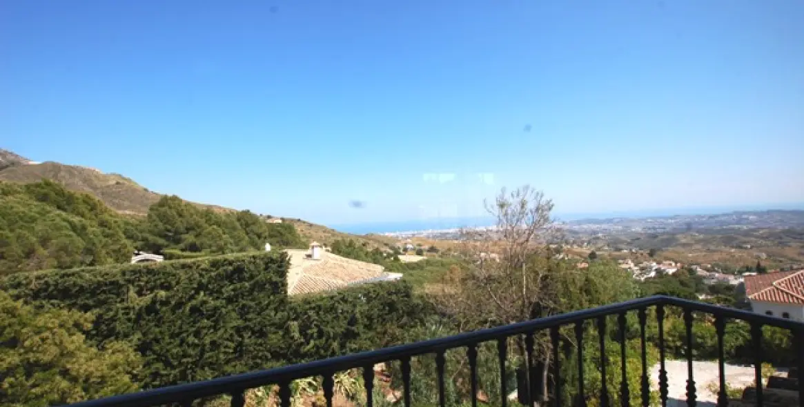 Short-term rent of detached villa in Valtocado 22