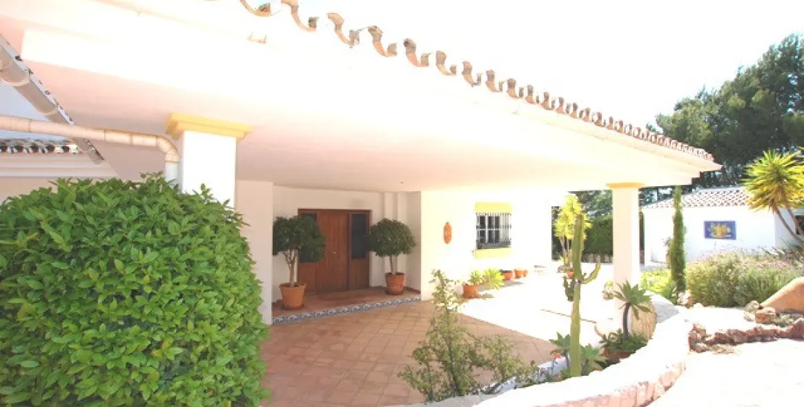 Short-term rent of detached villa in Valtocado 32