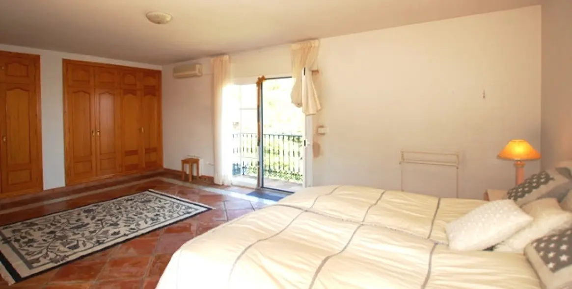 Short-term rent of detached villa in Valtocado 36