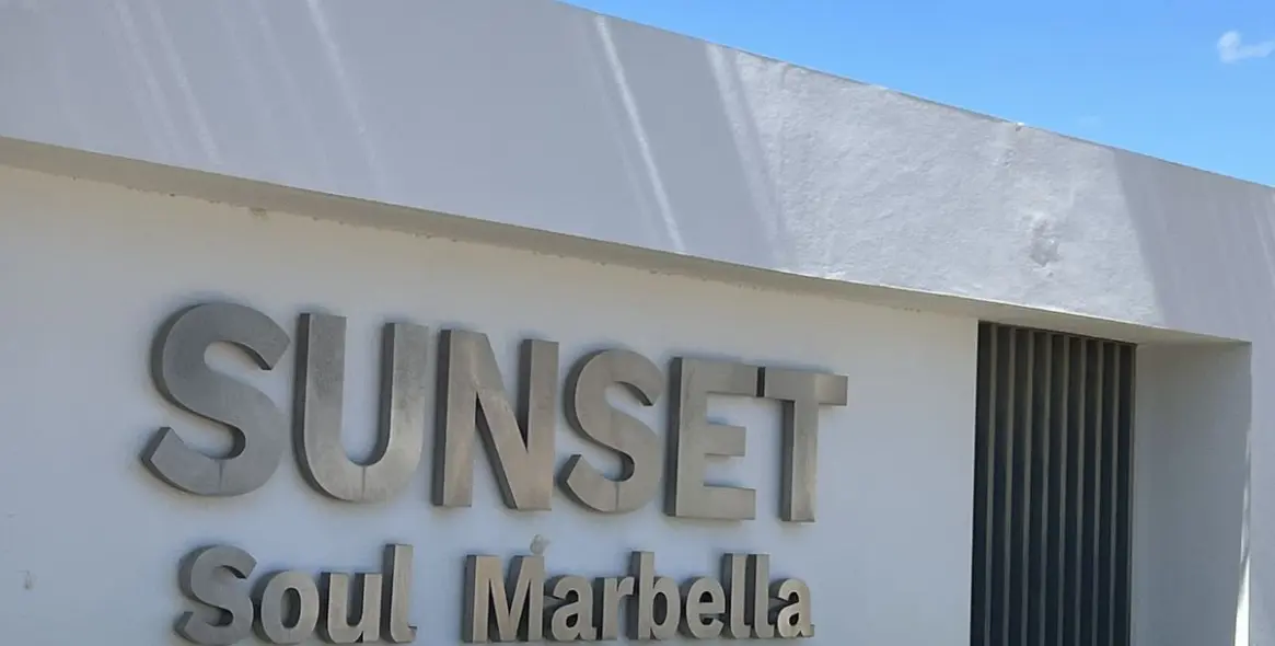 Краткосрочная аренда двухуровневого пентхауса в Los Monteros 1