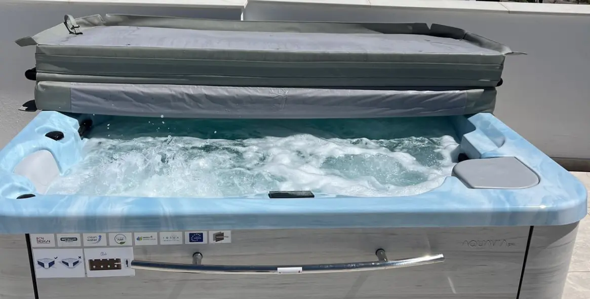 Краткосрочная аренда двухуровневого пентхауса в Los Monteros 4