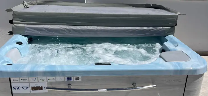 Краткосрочная аренда двухуровневого пентхауса в Los Monteros 3