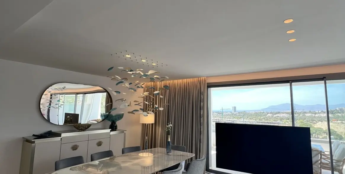 Краткосрочная аренда двухуровневого пентхауса в Los Monteros 8