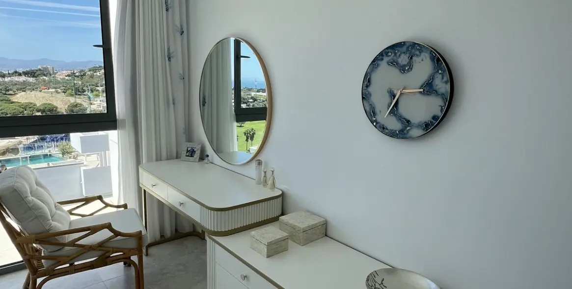 Short-term rent of penthouse duplex in Los Monteros 24