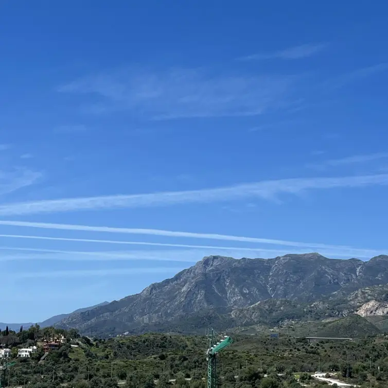 Short-term rent of penthouse duplex in Los Monteros