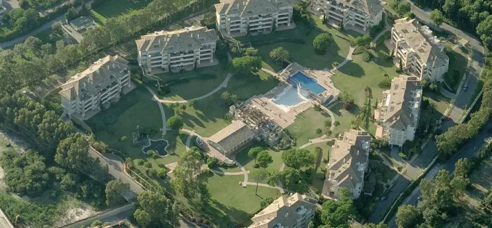 Short-term rent of penthouse in The Golden Mile 1