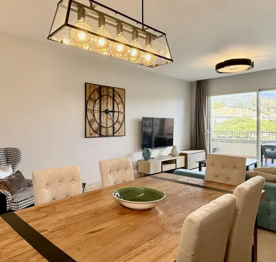Short-term rent of penthouse in The Golden Mile