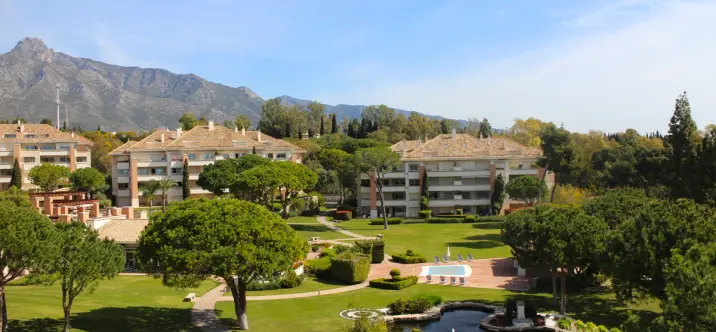 Short-term rent of penthouse in The Golden Mile 0