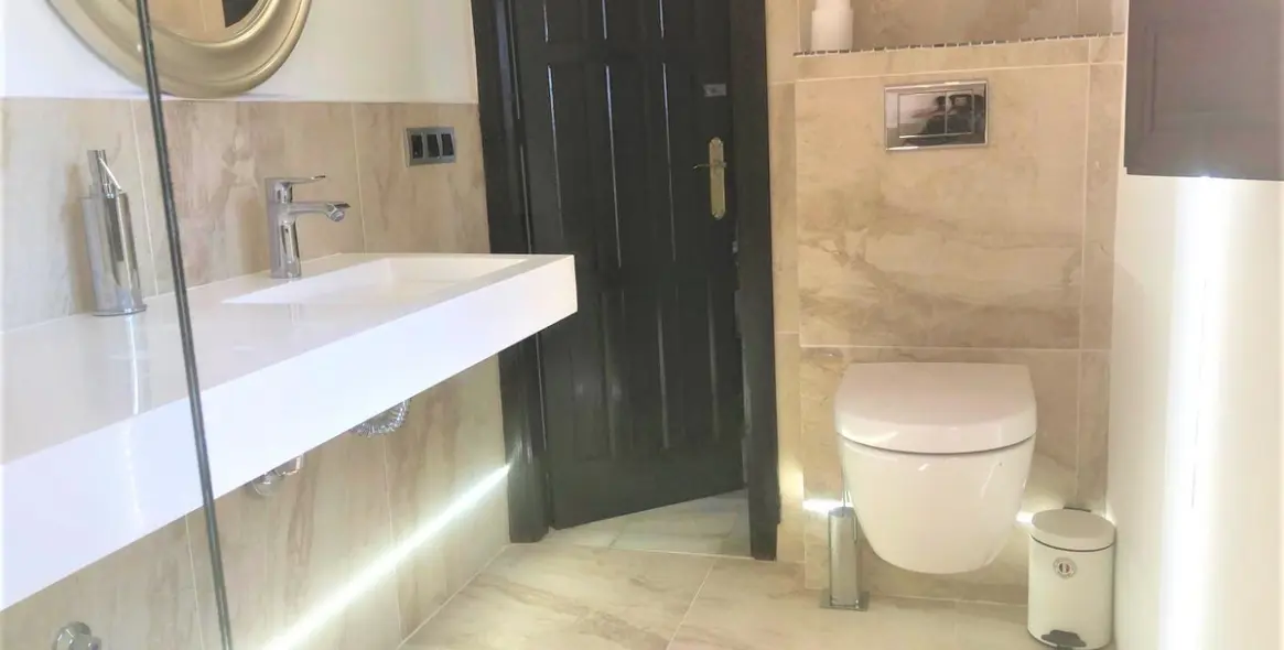 Долгосрочная аренда  отдельно стоящей виллы в Estepona 6