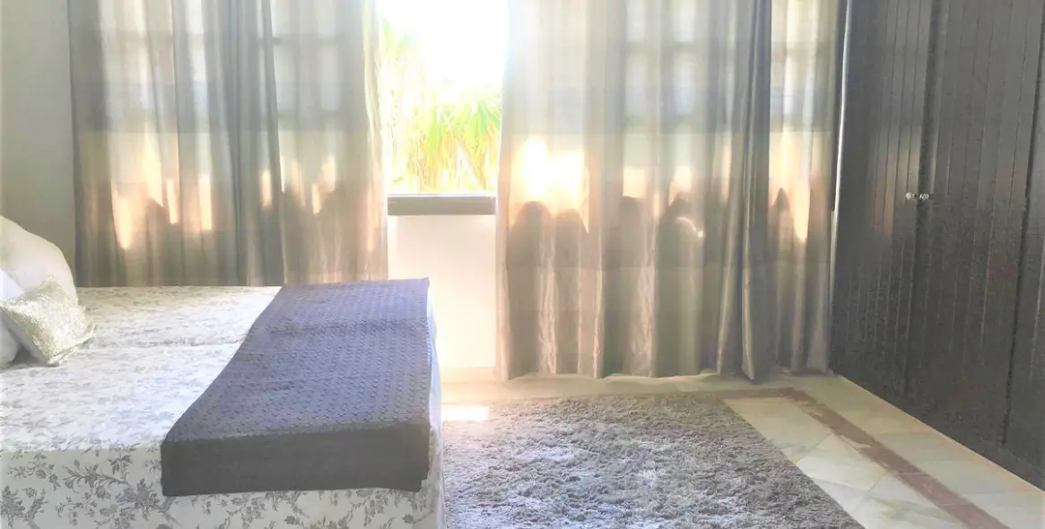 Долгосрочная аренда  отдельно стоящей виллы в Estepona 13