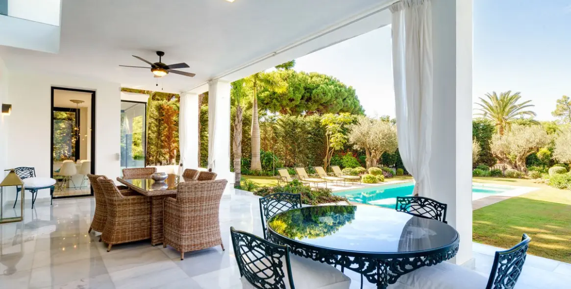 Долгосрочная аренда  отдельно стоящей виллы в Hacienda Las Chapas 12