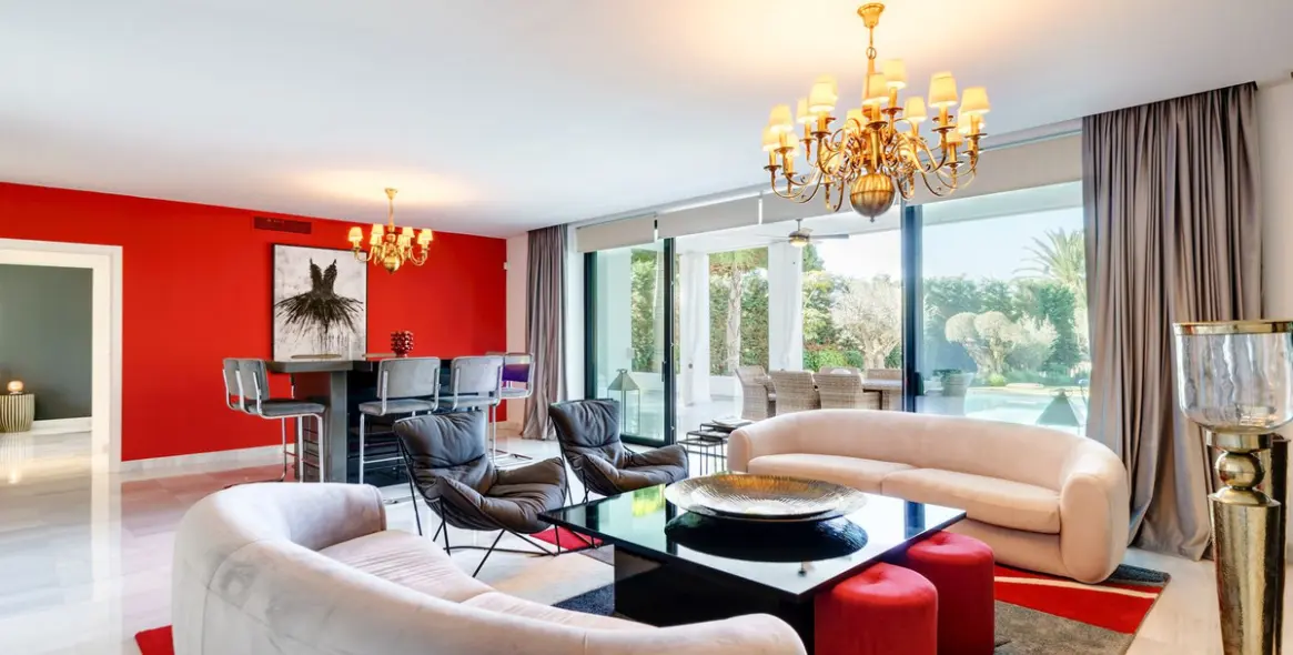 Long-term rent of detached villa in Las Chapas 37