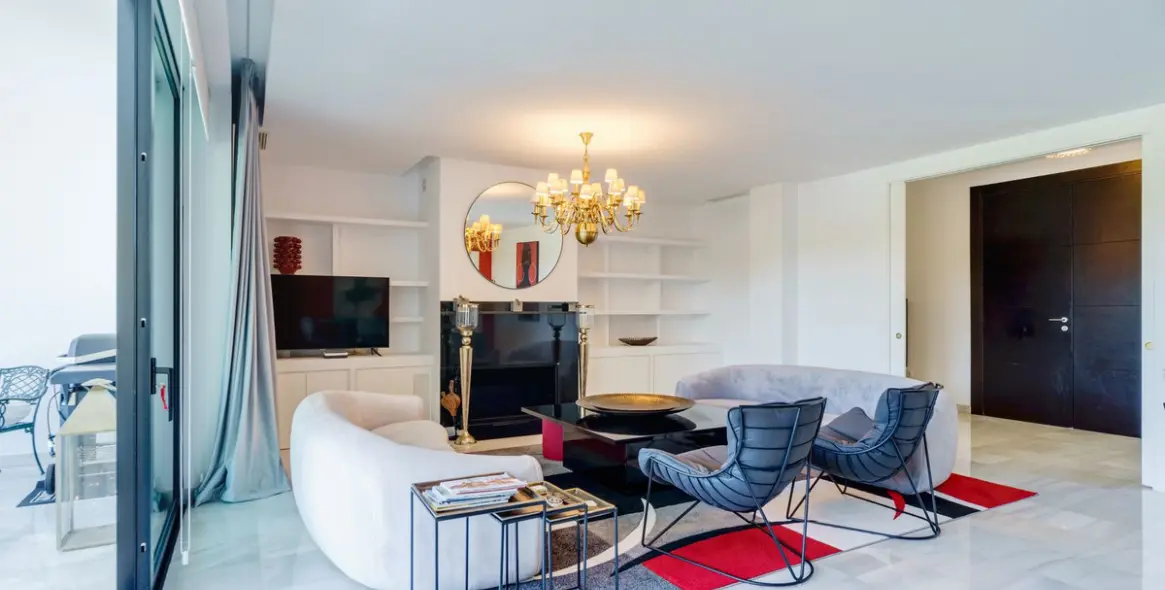 Long-term rent of detached villa in Las Chapas 41