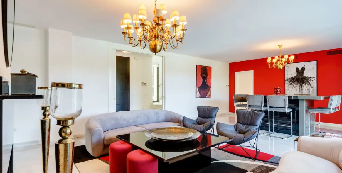 Long-term rent of detached villa in Las Chapas 43