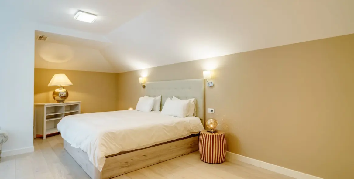 Long-term rent of detached villa in Las Chapas 95